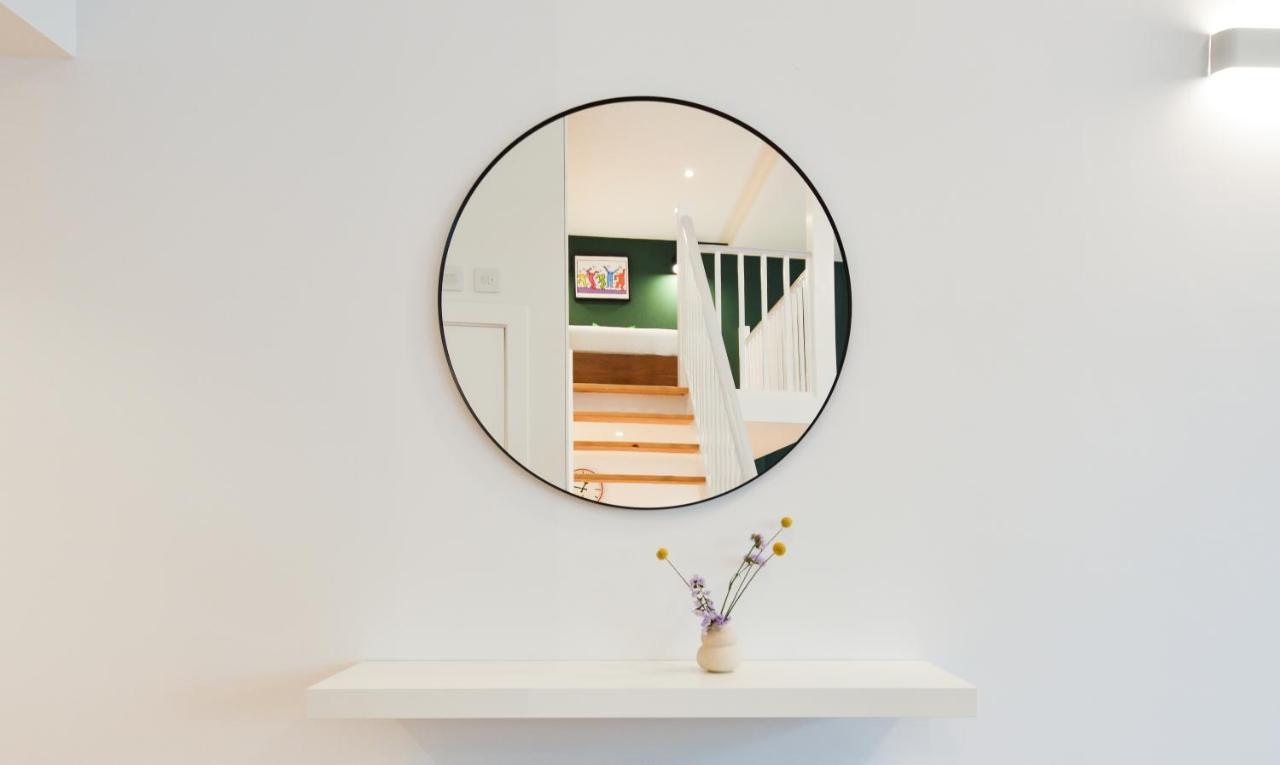 Spacious West Hampstead Apartment With Mezzanine Bedroom By Concept Apartments ลอนดอน ภายนอก รูปภาพ